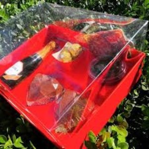 CAIXA KIT SURPRESA MEDIA LISO VERMELHO -  UNIDADE